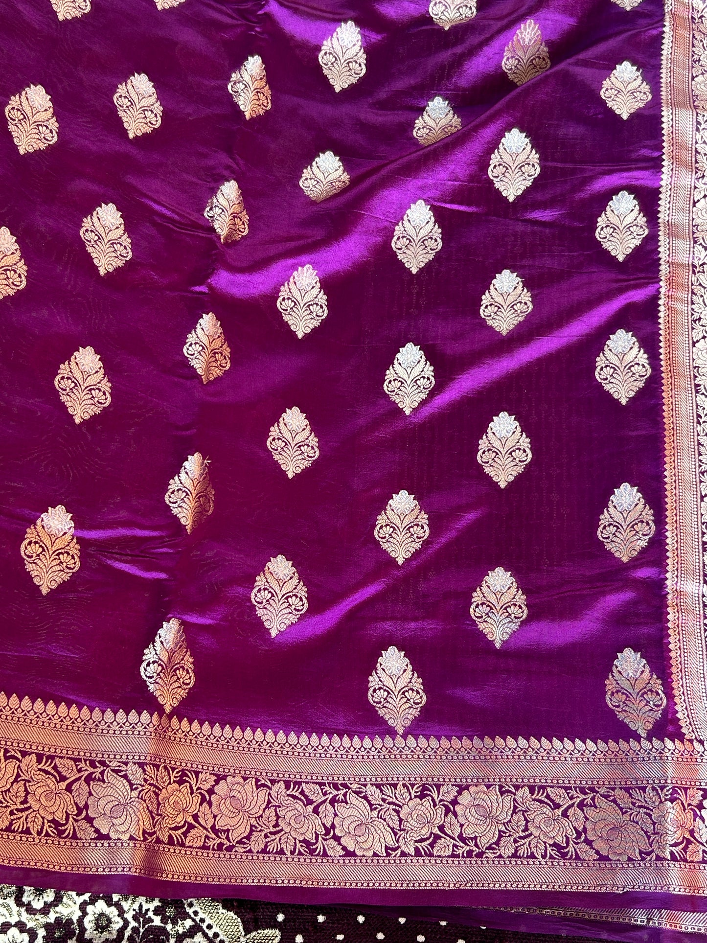 Purple Shade Mango Silk Banarasi Saree Handloom